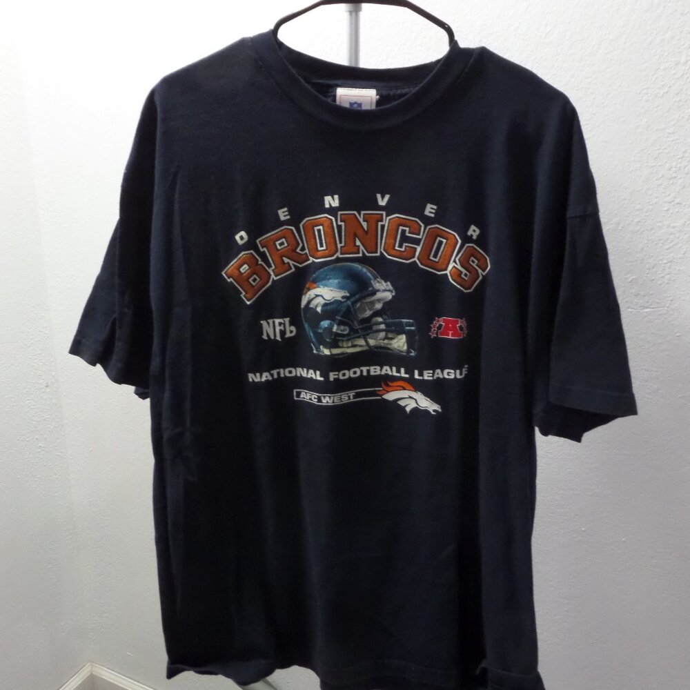 Vintage Denver Broncos Tee